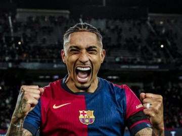 拉菲尼亚领跑金球排行榜!对标姆巴佩,萨拉赫掉队,巴萨短板太大