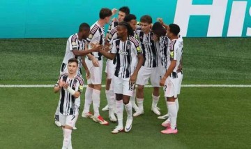 尤文世俱杯4-1大胜!伊尔迪兹梅开二度称雄,球迷点赞无数