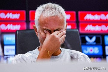 费内巴切背叛穆里尼奥?将其解雇后,俱乐部迅速引进4名球员