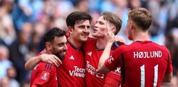 曼联发出夺冠豪言!欧联强队对话:冲击历史不败记录,梅努复出关键